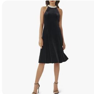 Adrianna Papell Black Velvet Pearl Beaded Mock Neck Midi Dress Size 2